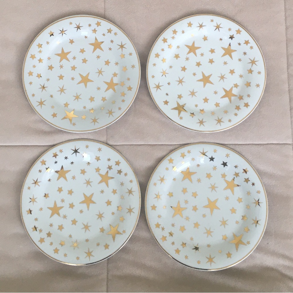 NWT Stunning Lead Free Dessert Plates 4-Pack